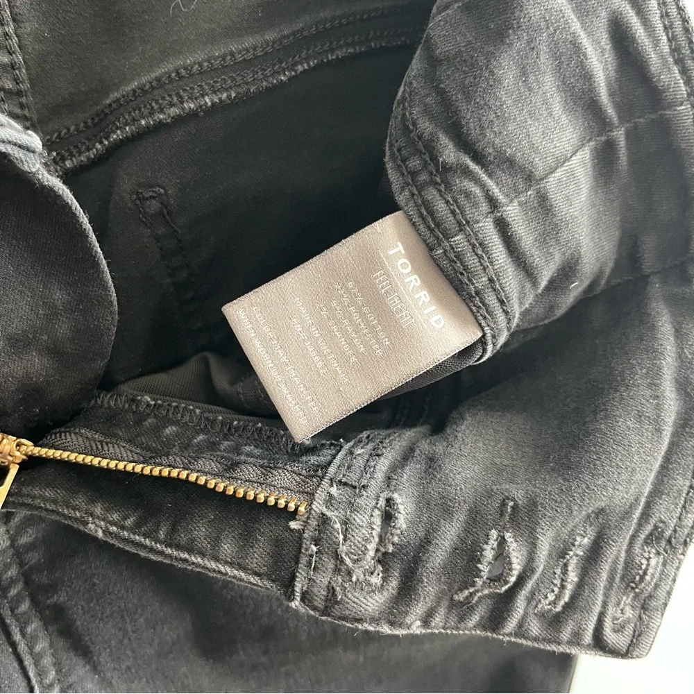 Torrid Feel the Fit Skinny Jeans Women's 14R Black High Rise Button Fly - Picture 7 of 12